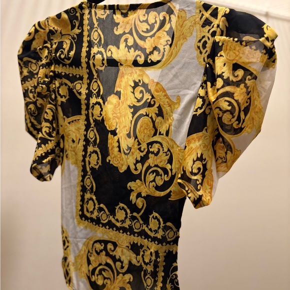 Fashion Nova Black & Gold Baroque Wrap Top – New Without Tags, Flattering Fit - Picture 7 of 7